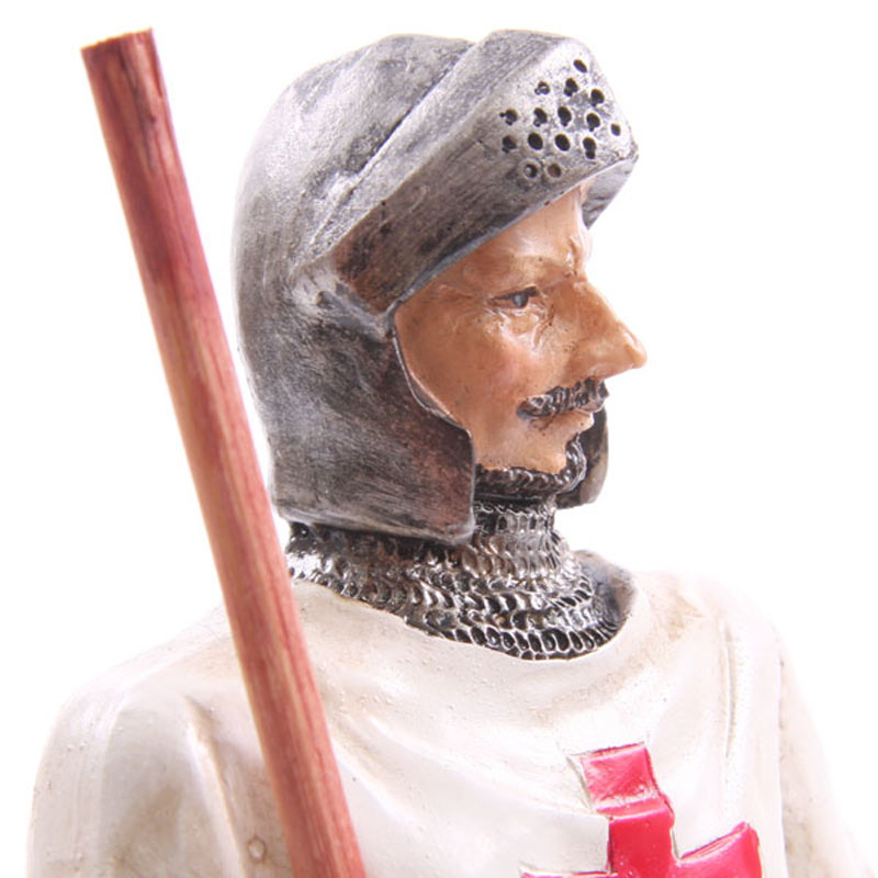 Knight Crusader - Standing with Staff (20 cms) - Click Image to Close